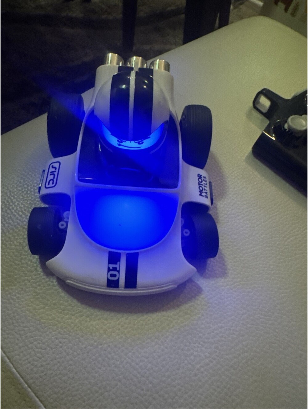 Sharper Image RC Motor Battles Tested Works Great
